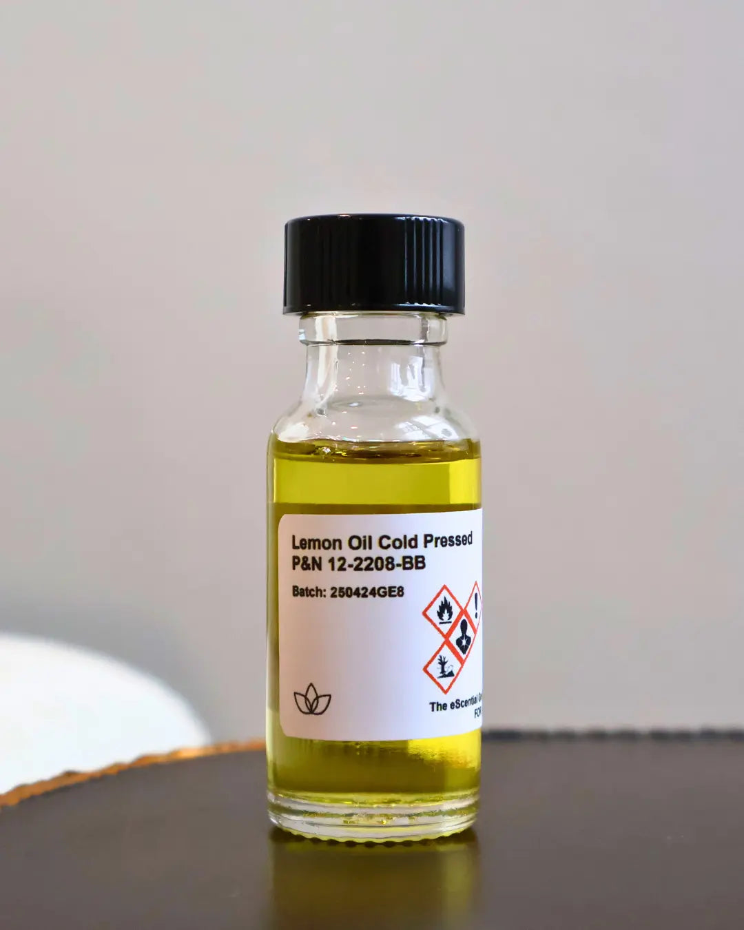Lemon Oil Distilled P&N Escential Group