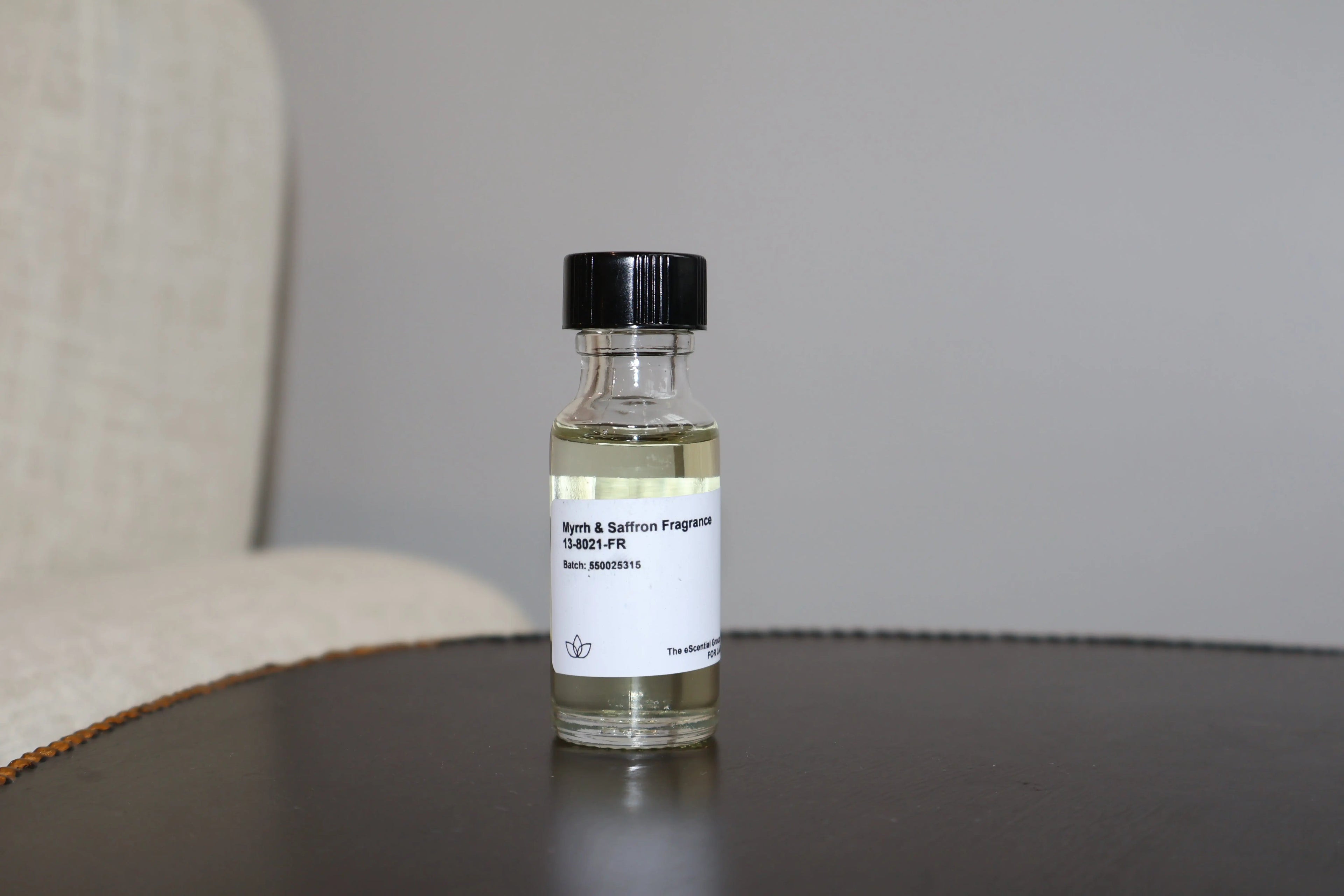 Myrrh & Saffron Fragrance Escential Group