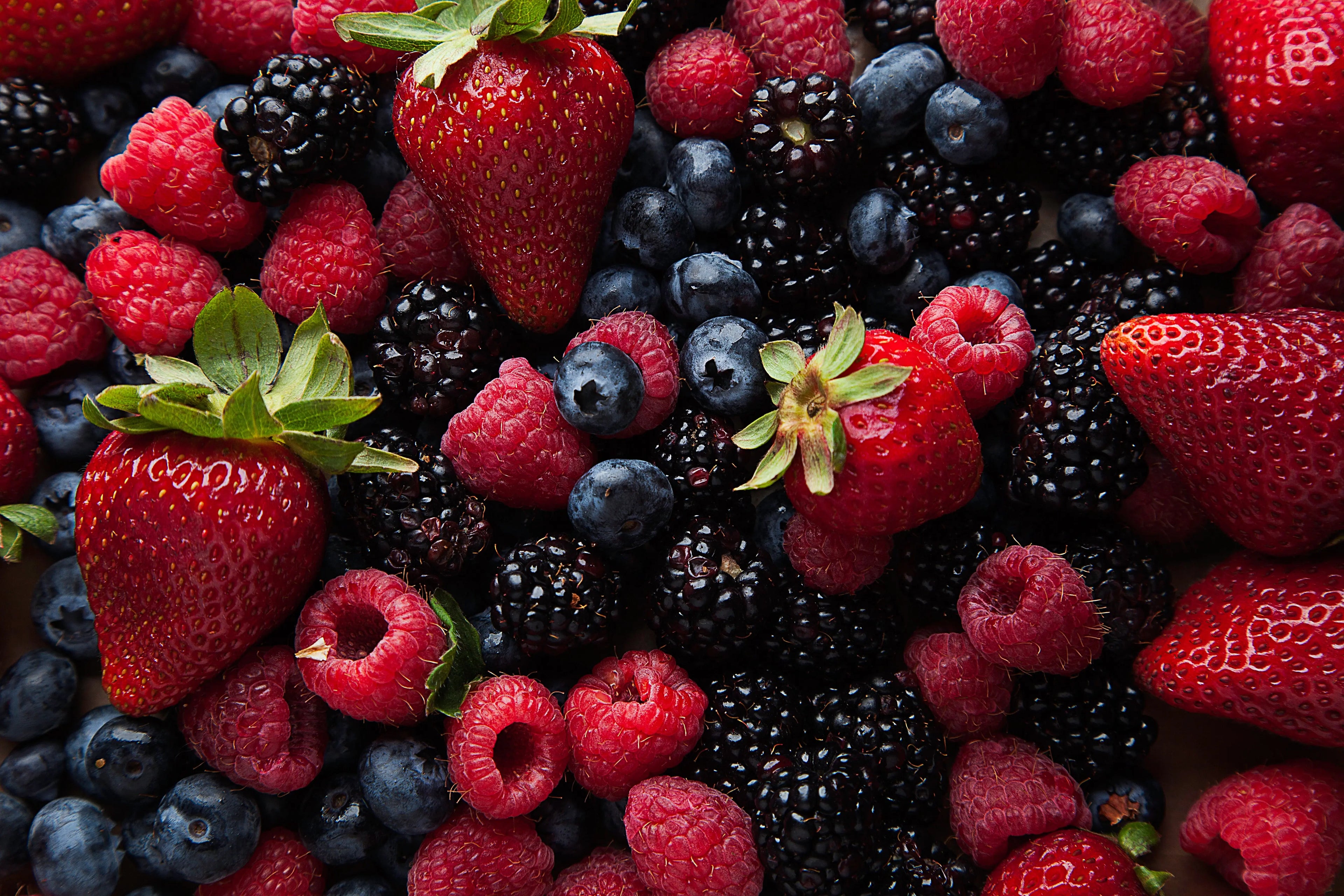 Natural Mixed Berry Flavor Escential Group