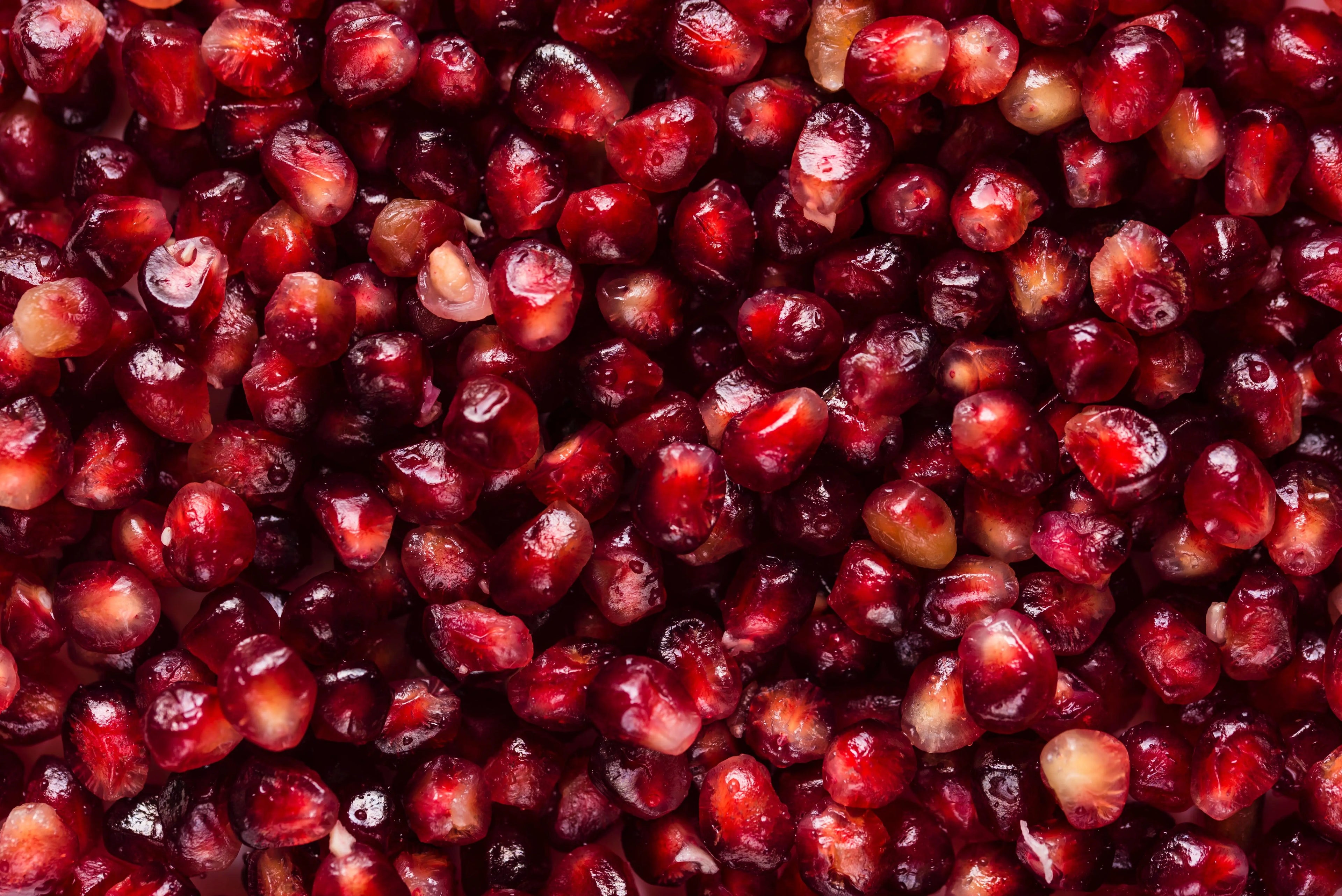 Natural Pomegranate Flavor Escential Group