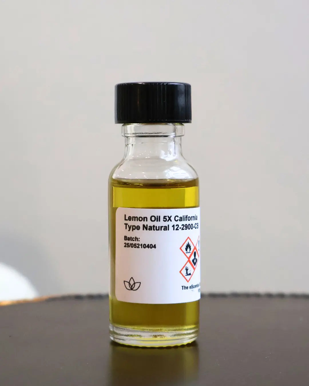 Lemon Oil 5X California Type Natural Escential Group