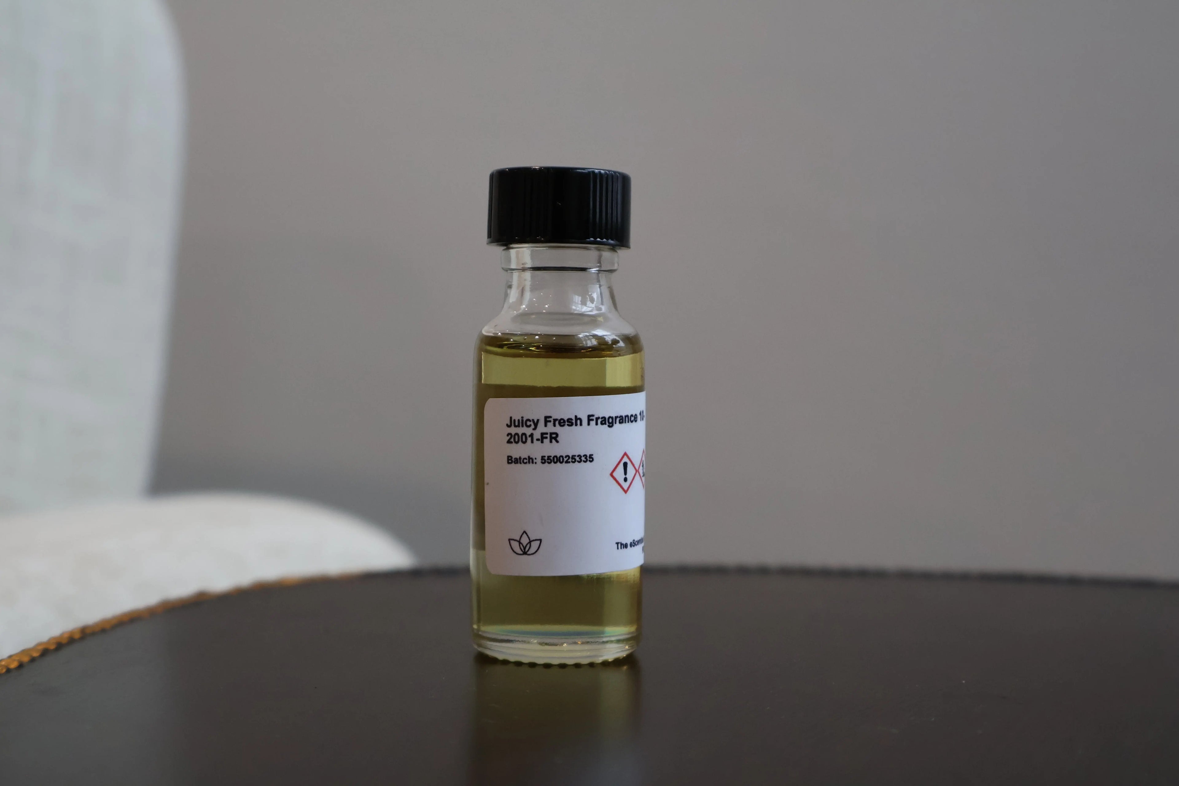 Juicy Fresh Fragrance Escential Group