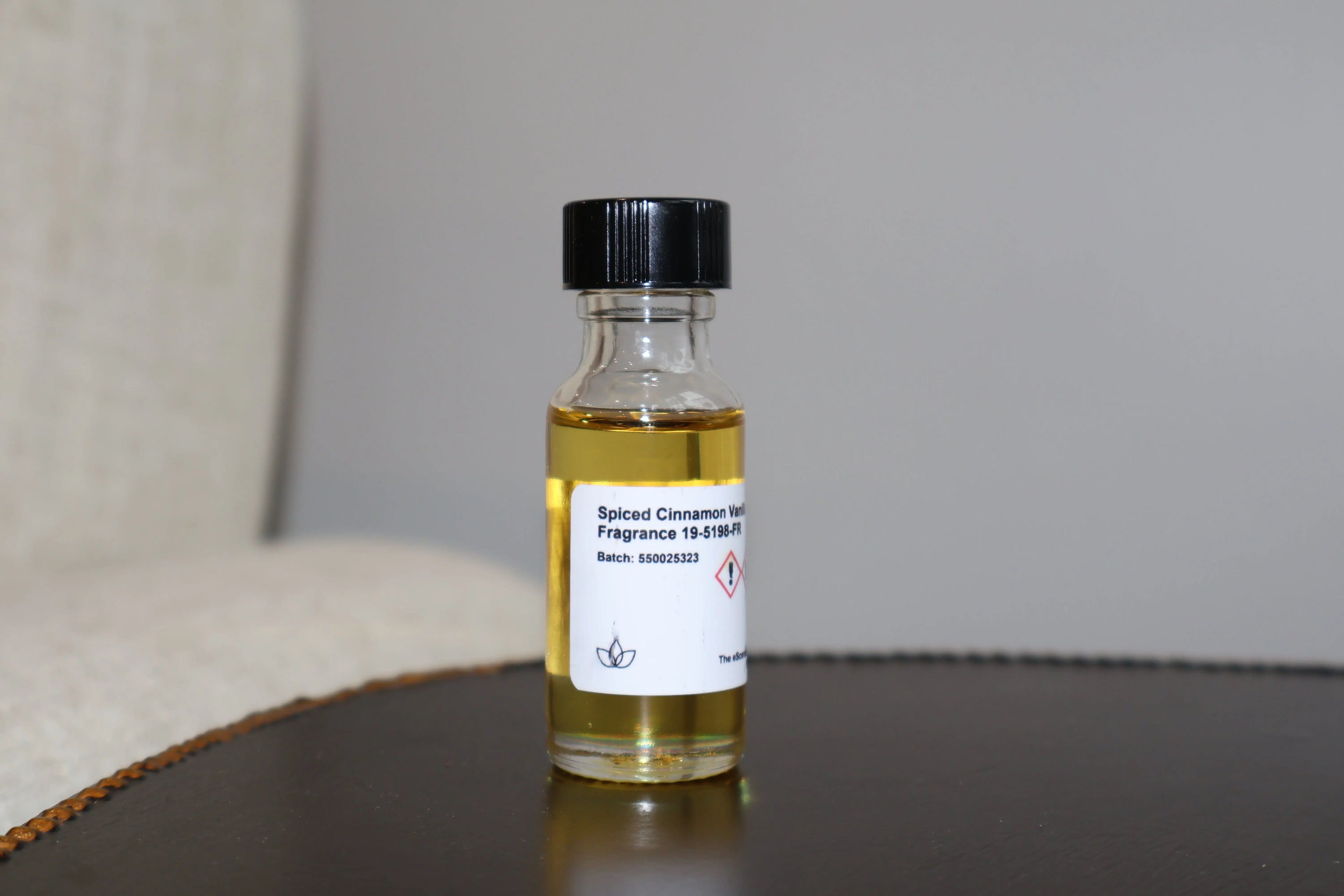 Spiced Cinnamon Vanilla Fragrance Escential Group